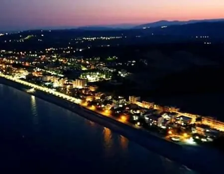 Daire Da Rita, A Soli 300 Mt Dalla Spiaggia *